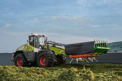 
						Claas